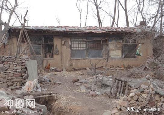 我一个朋友讲述他堂哥的故事，你晚上一个人开过车吗？-1.jpg