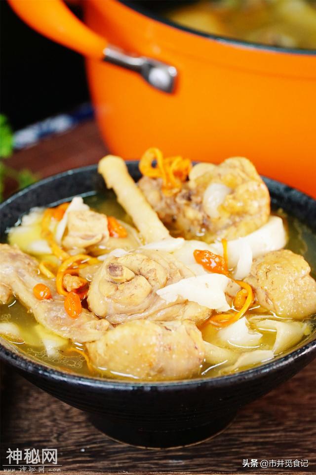 鸡肉和它是绝配，30分钟煲一锅，鸡肉爽滑，鸡汤超鲜美，味道绝了-3.jpg