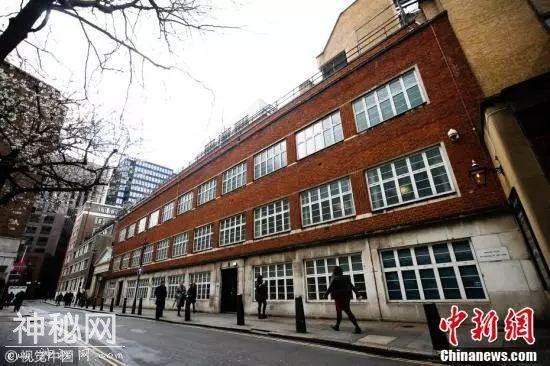 晨读 | 长生生物18个疫苗批号被注销 | C罗女友：我们一见钟情-7.jpg
