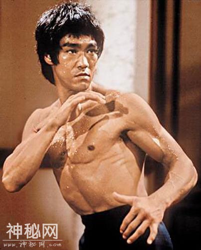李小龙遗留脚本被搬上荧幕《战士》关注美籍华人尘封历史-1.jpg