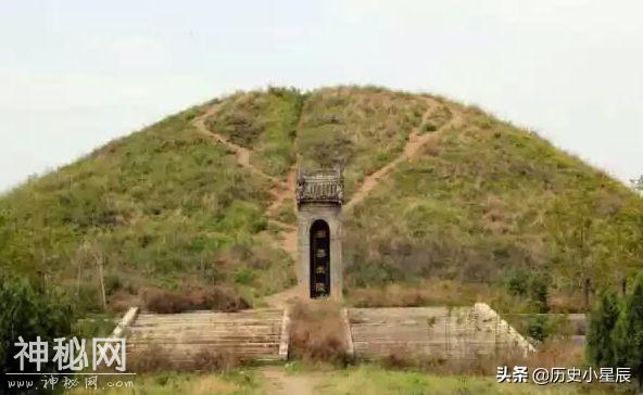 一块农田从不长草，挖出帝王级古墓，为考古界创了4个新纪录-2.jpg