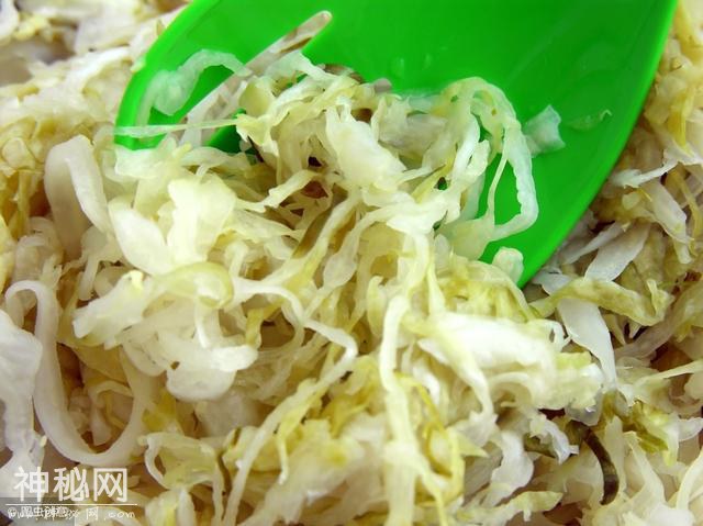 酸菜由细菌发酵而来，对身体有害么？怎么挑选酸菜？-4.jpg