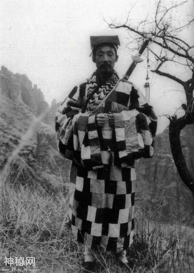 狼牙山五壮士跳崖后，这位道长救了幸存者，刷新了对道教的认识-1.jpg