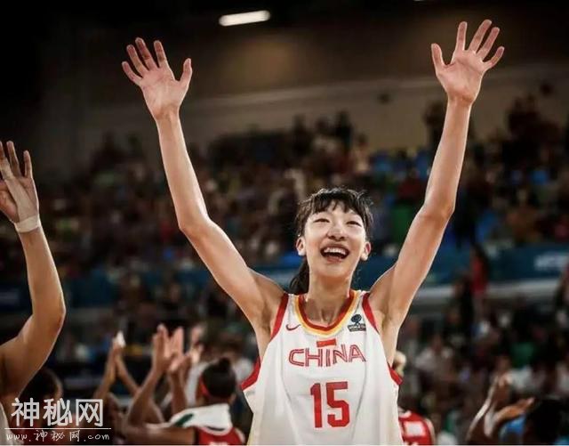 中国第一人！河北19岁姑娘“改写”历史！-1.jpg