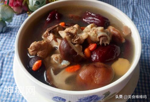 鸡汤炖出来不够鲜嫩？按照这个方法做，保证鸡肉又嫩又好吃！-5.jpg