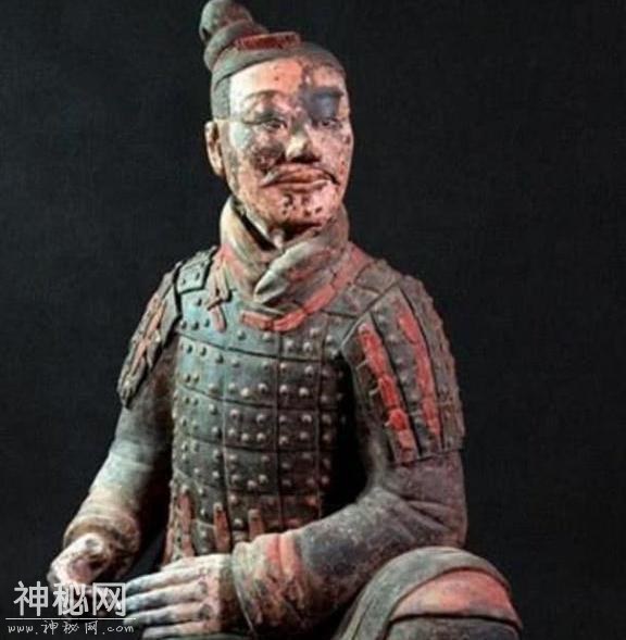 兵马俑开掘之后，发生了一件怪事，考古学家决定不再开掘秦始皇陵-4.jpg