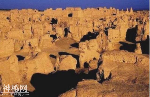 此古墓群中出土多个干尸，为何千年来都没有腐烂？原因有三个-2.jpg