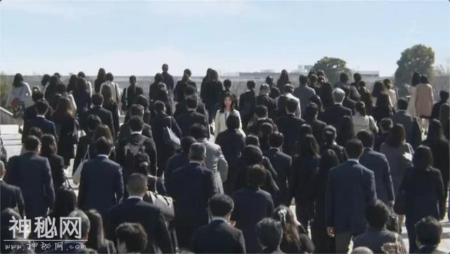 《我，到点下班》：干了这碗毒鸡汤，拒绝996-9.jpg