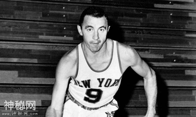 重排NBA历史10位大前锋：诺天王排历史第三，榜首之人实至名归-5.jpg