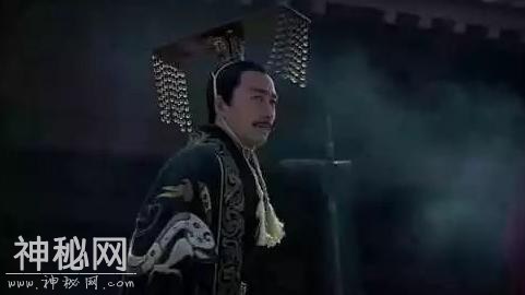秦始皇作为历史上的第一个皇帝，为何他的老婆不是第一个皇后？-1.jpg