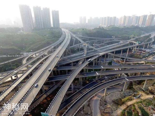 魔幻重庆的自然与人文，要怎样才能拍到极致？-2.jpg