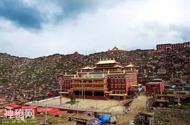 您来藏区旅游，不可不知的一些风俗禁忌-3.jpg