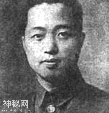 孟良崮战役时，只有他去救张灵甫，打到距离不到两公里-1.jpg