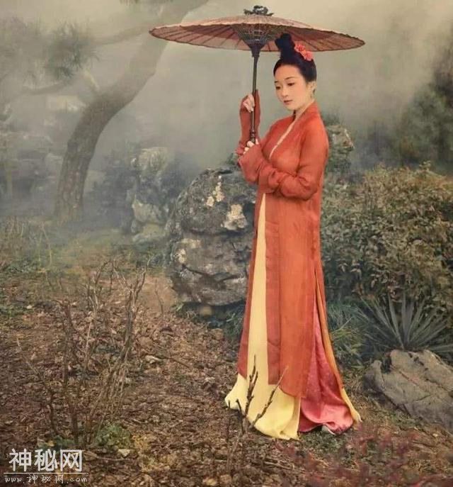 “老树怕盘，烈女怕缠”古人总结的民俗经验，现在也同样适应！-1.jpg