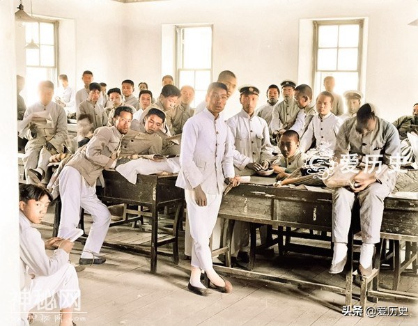两位美国人拍摄的五四运动现场照 百年之际独家呈现上色彩照-3.jpg