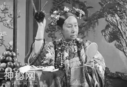 历史课本上不会写的20个历史真相-1.jpg