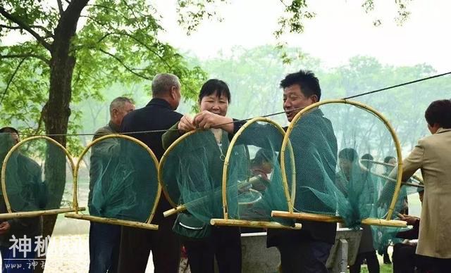 交易额上百万！3·15新县吴陈河大别山民俗博览会异彩纷呈-7.jpg