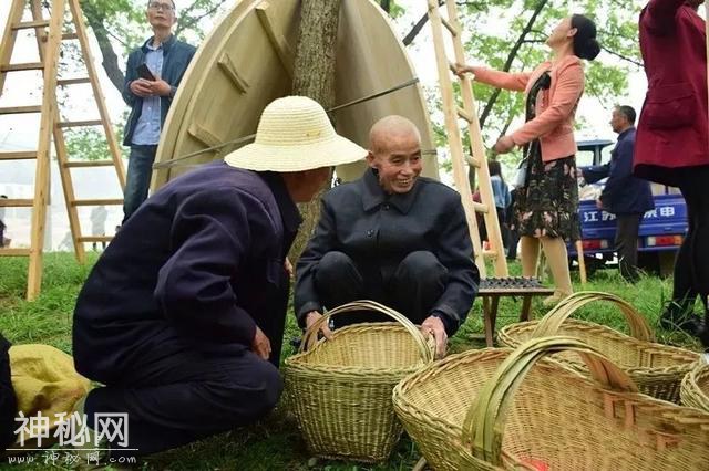 交易额上百万！3·15新县吴陈河大别山民俗博览会异彩纷呈-11.jpg