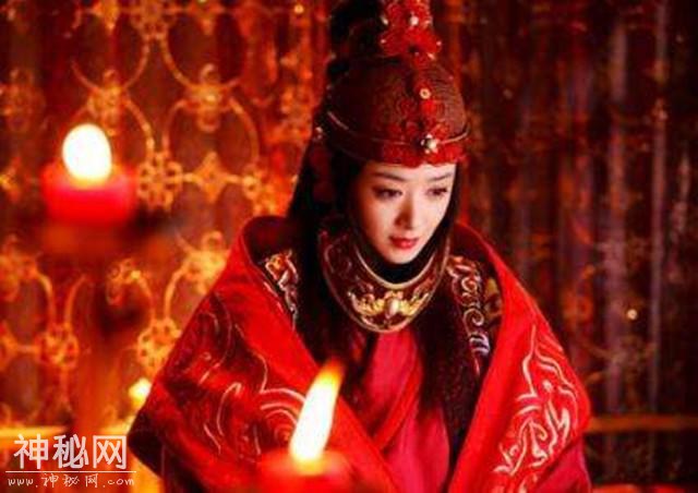 这个女子在历史上没留下名字，只留下一首诗十分有名，见者流泪-1.jpg