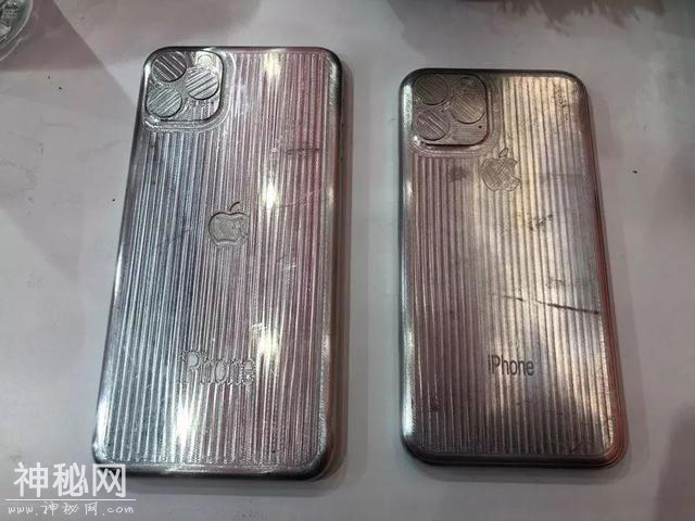 2019款新iPhone及其保护壳模具曝光？-2.jpg
