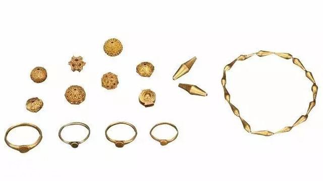 文物里的土豪金，别看太久，会闪瞎！-13.jpg