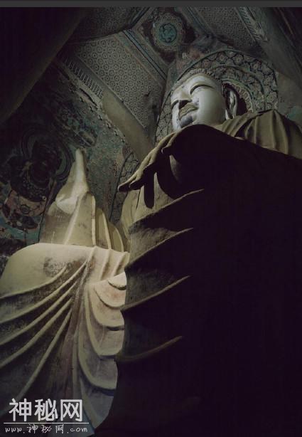构思奇巧的莫高窟第二大佛塑像，莫高窟发生的奇人奇事之二十三-1.jpg