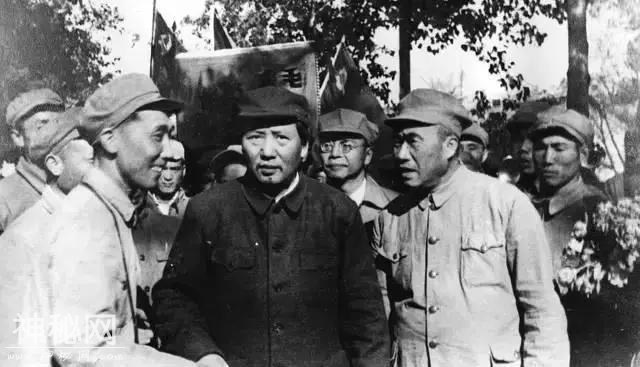 毛主席是一个特殊的历史人物，但在这件事上，他决不搞特殊化！-1.jpg
