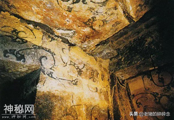 直击王侯大墓考古现场，满地都是价值连城的宝贝-7.jpg