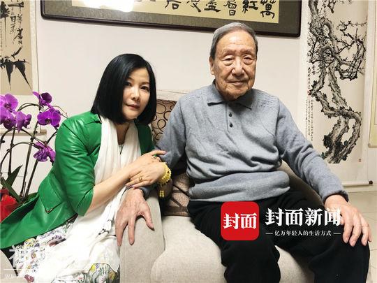 95岁红色诗人贺敬之：我从延安来，用人民的诗歌抒写时代｜70年70人·人文③-5.jpg