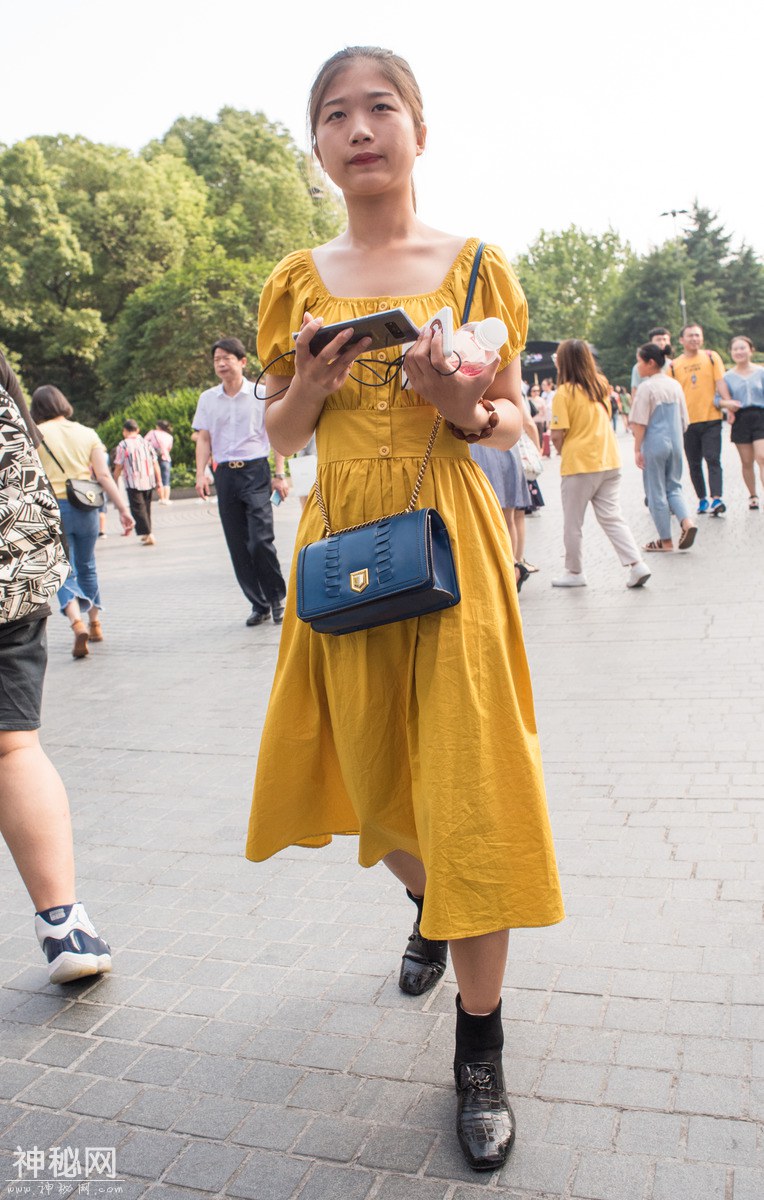 图虫人文摄影：吸睛南京路-15.jpg