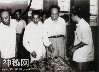 毛主席拒绝馈赠，历史第一人！-2.jpg
