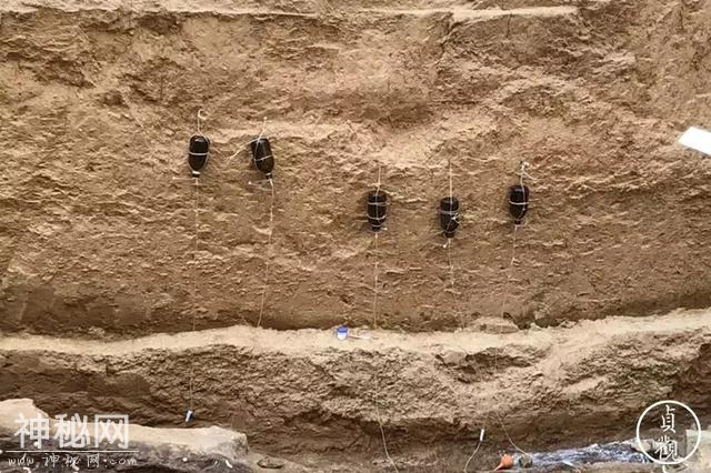 和盗墓贼争时间的人-6.jpg