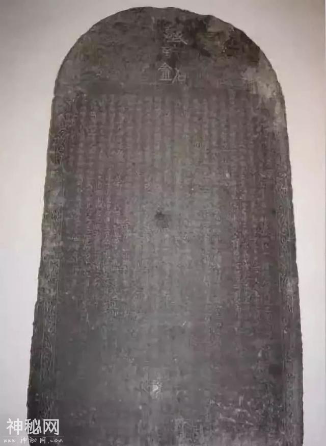 史上最“傻”盗墓贼，盗了个大墓，真品一件没拿-2.jpg