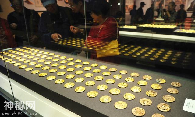 古墓出土黄金200斤，考古罕有，专家：当时一篇稿费就卖一百斤-4.jpg