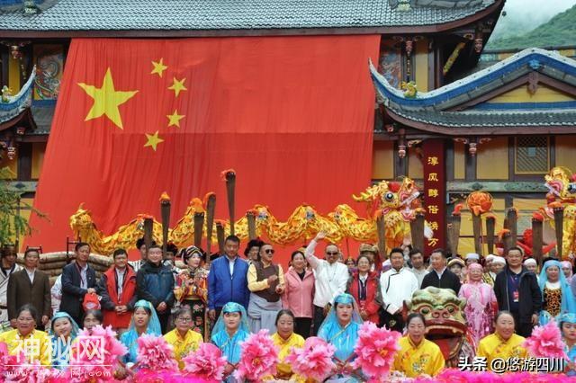 2019年松潘黄龙庙会暨民俗文化活动成功举办-6.jpg