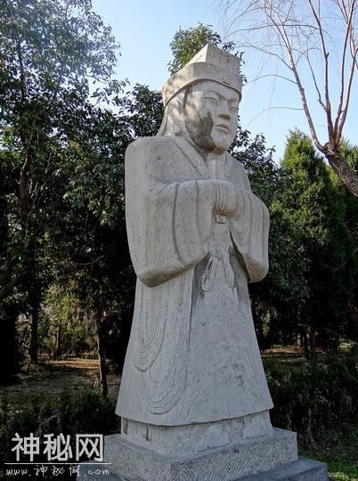 史上唯一一个死后被葬在黄河滩地的皇上！却没人敢盗墓，为何？-7.jpg