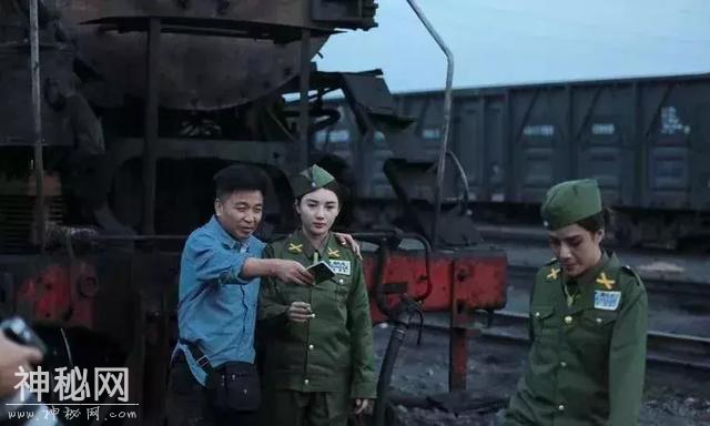 罗布泊的模特，身如花儿绽放-46.jpg