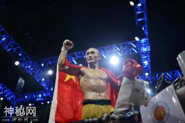 武僧一龙三战播求后或选择退役，终结宿敌历史地位超越李小龙-1.jpg
