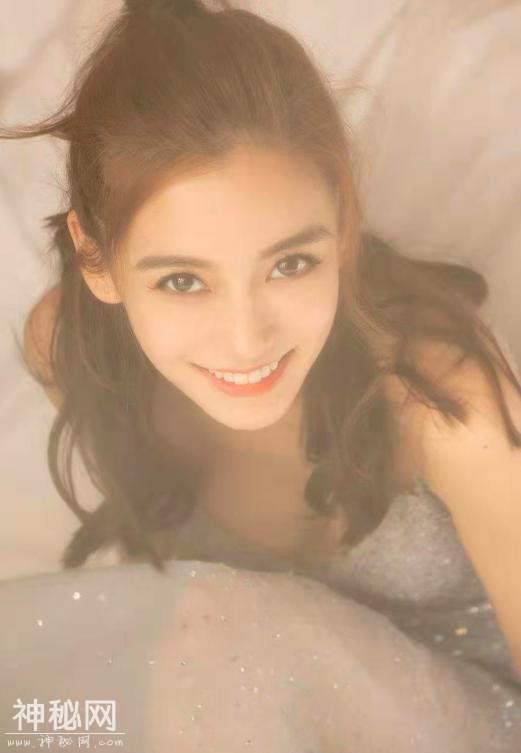 Angelababy深夜发心灵鸡汤惹争议，强势回应上热搜：与你们无关-4.jpg