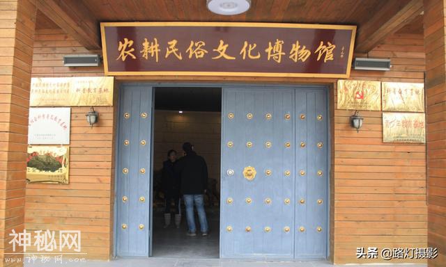 宁夏农民自建的这家博物馆很特别，里边收藏了一万多件民俗物品-1.jpg