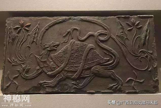 古墓被盗一空，仅剩两只人脸“怪兽”镇守，专家分析后：不简单-4.jpg