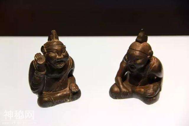 工程兵开凿隧道炸出千年古墓，出土1万多件绝世珍品-26.jpg