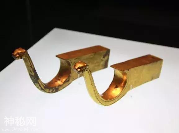 工程兵开凿隧道炸出千年古墓，出土1万多件绝世珍品-37.jpg