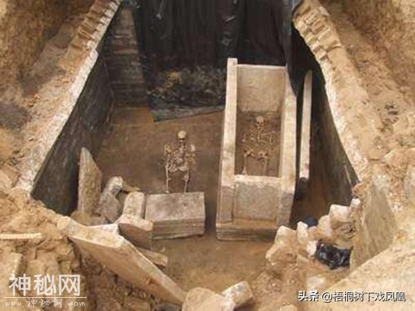 开建公路钻探到9座元朝贵族墓葬，盗墓者挖了7座，考古发掘8座-8.jpg