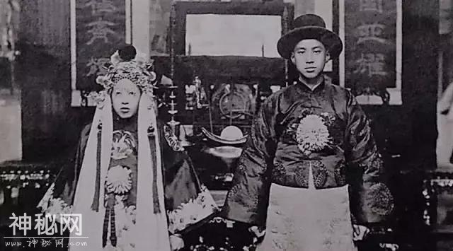 镇宅七天-源自民俗的新房故事-2.jpg