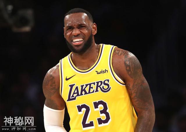 盘点NBA历史最“滑稽”言论！姚明成功靠中国市场，詹皇躺枪？-2.jpg