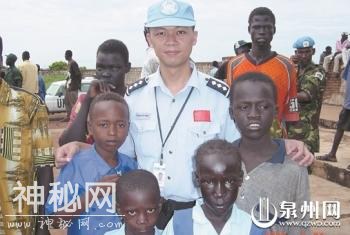 经历生死不辱使命 泉州警察讲述惊心动魄的维和故事-3.jpg