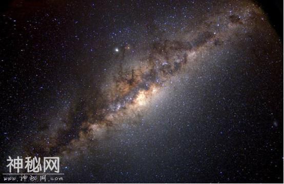 宇宙真实面貌是什么样的？爱因斯坦早已解答，我们看到的是假象-4.jpg