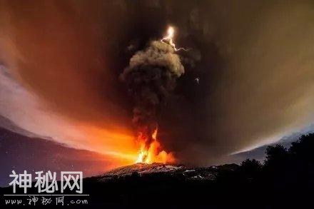 西西里岛火山熔岩像凤凰，那些神奇的自然现象，你都了解多少？-7.jpg