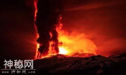 西西里岛火山熔岩像凤凰，那些神奇的自然现象，你都了解多少？-5.jpg